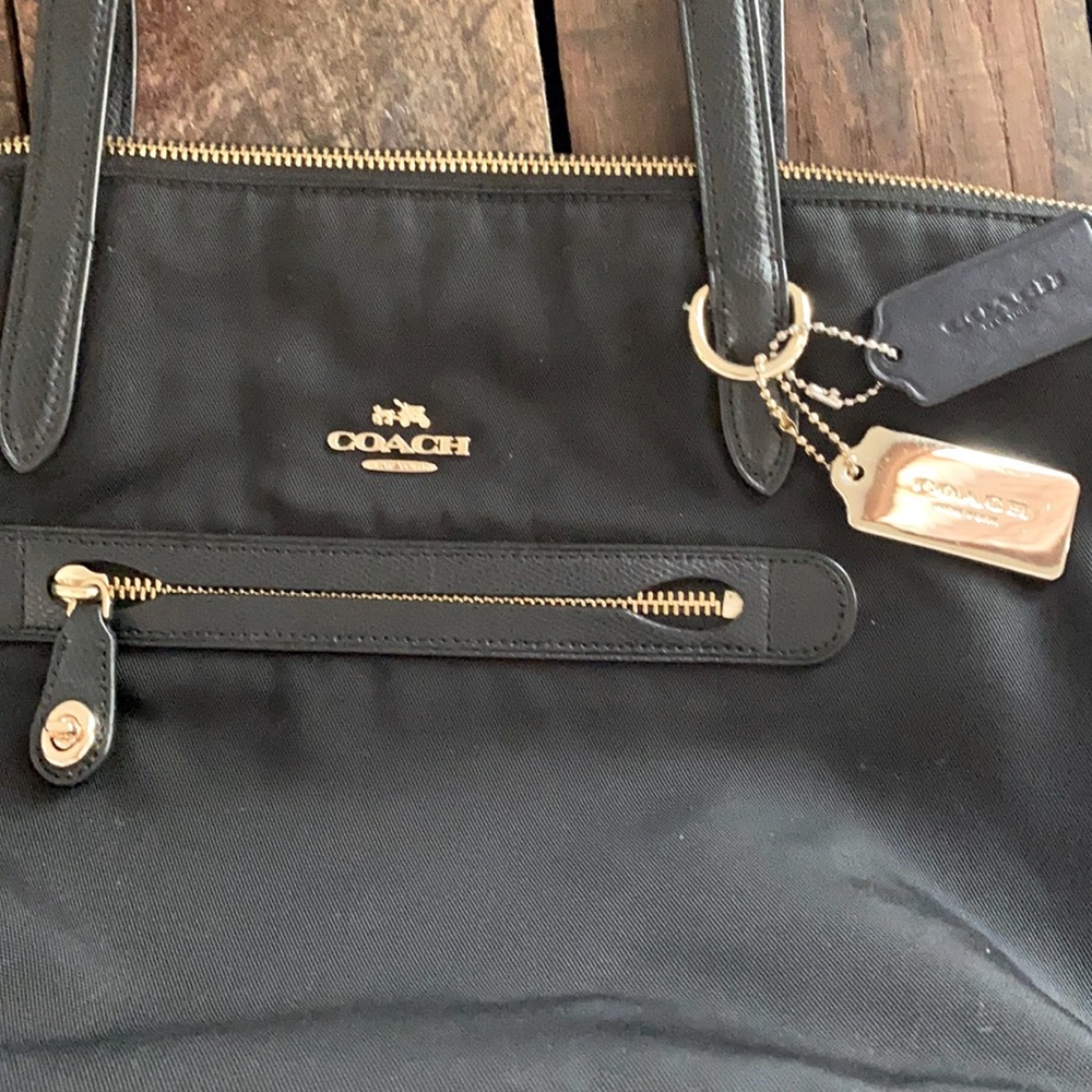 Coach purse - Picture 2 of 14